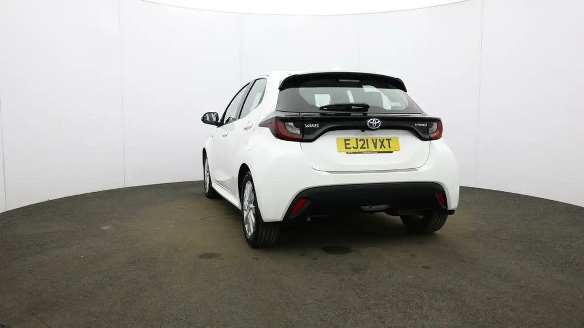 2021-toyota-yaris-15-vvt-i-icon-114bhp-hybrid-1490cc-e-cvt-big-56
