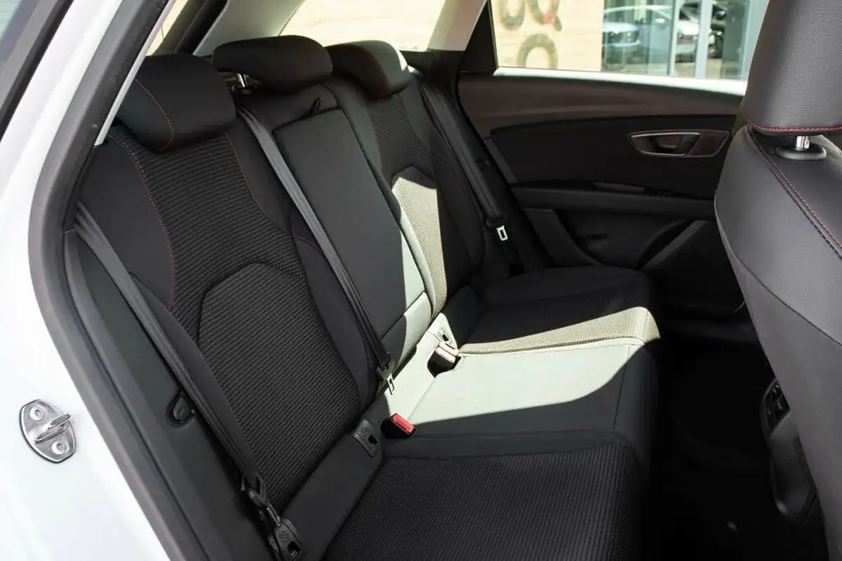 2019-seat-leon-15-tsi-evo-fr-150ps-ss-estate-dsg-big-34