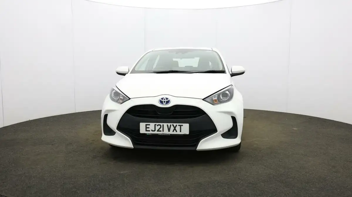 2021-toyota-yaris-15-vvt-i-icon-114bhp-hybrid-1490cc-e-cvt-big-32