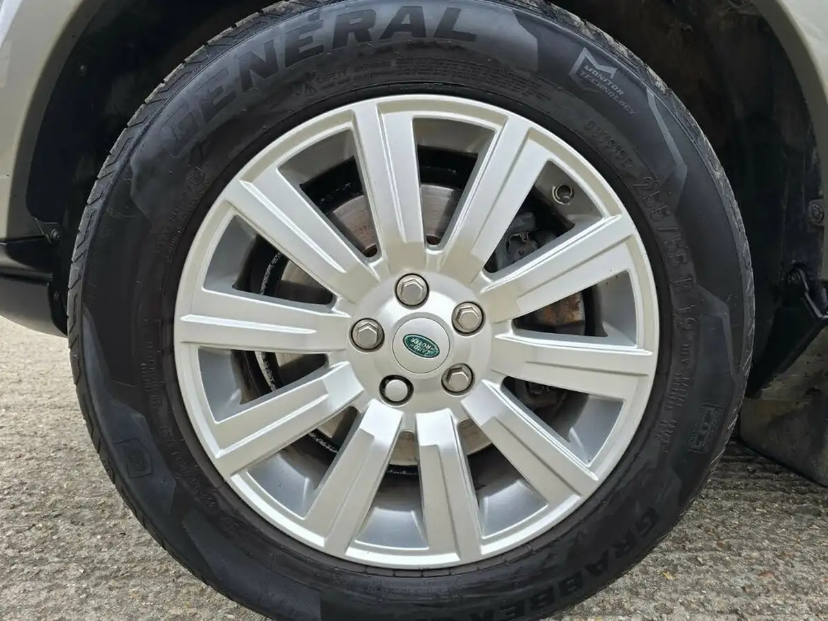 2011-land-rover-discovery-4-30td-hse-255bhp-4x4-auto-big-40