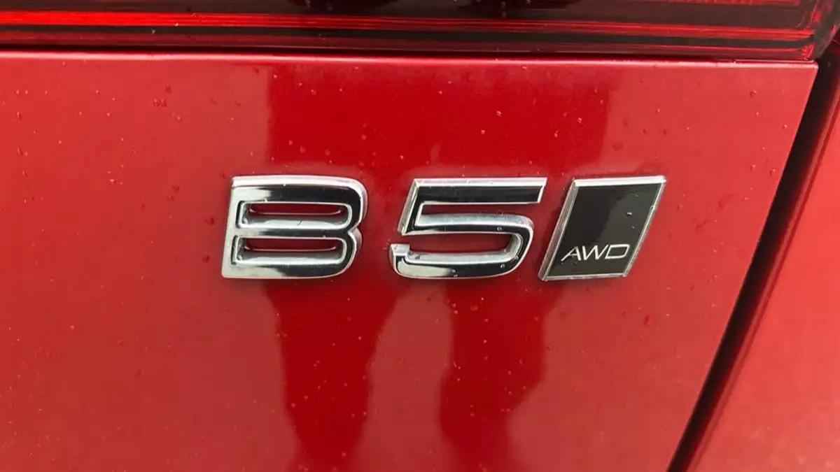 2022-volvo-xc60-20-b5-inscription-pro-awd-big-16