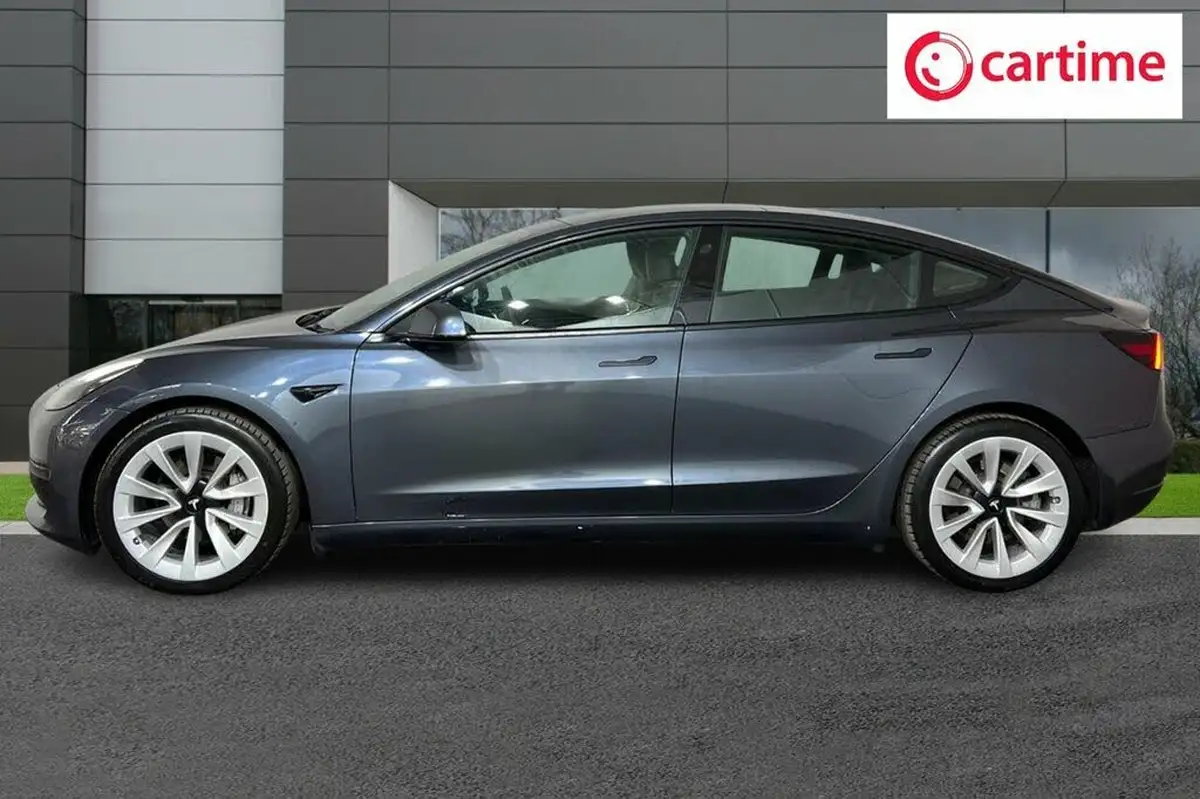 2020-tesla-model-3-e-long-range-big-2