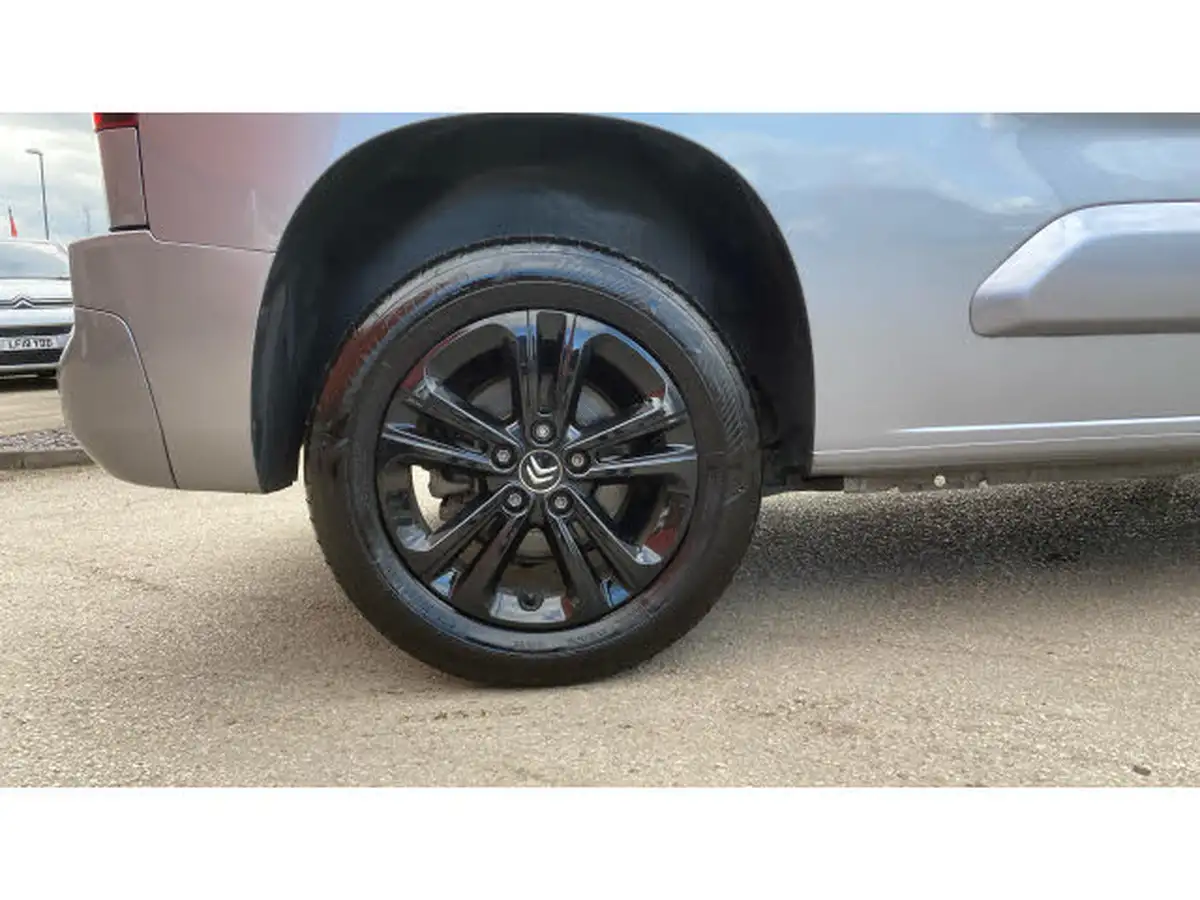 2021-citroen-berlingo-15bluehdi-1000-driver-130pseu6dt-e-ss-eat8-big-6