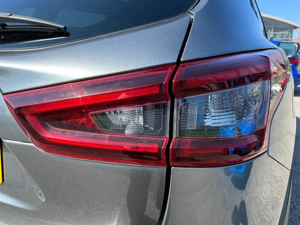 2020-nissan-qashqai-13-dig-t-tekna-160ps-big-21