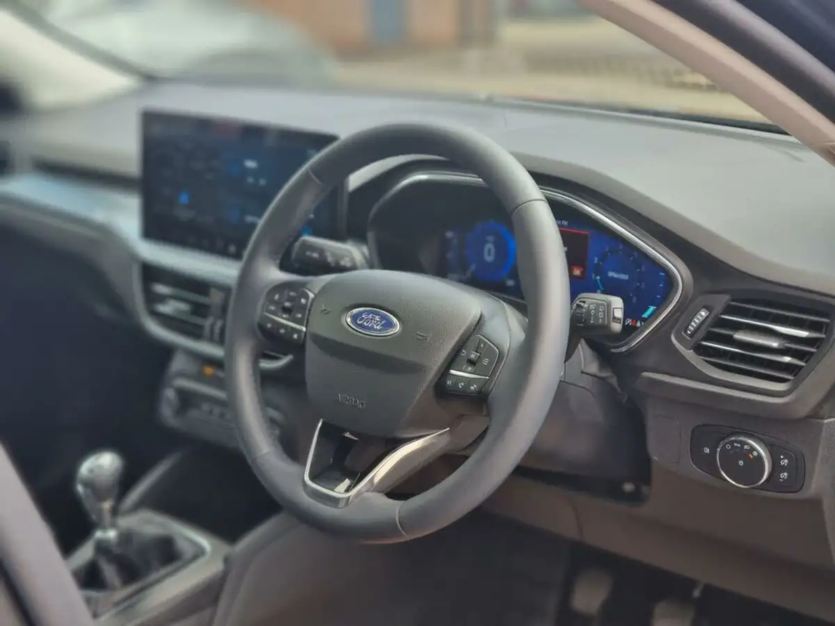 2024-ford-focus-10t-active-x-125ps-estate-big-37