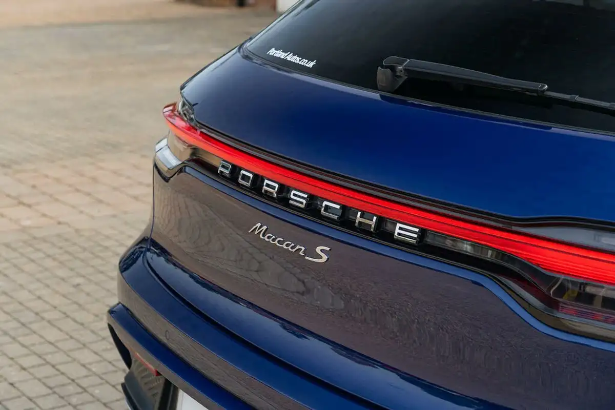 2022-porsche-macan-29-v6-s-big-19