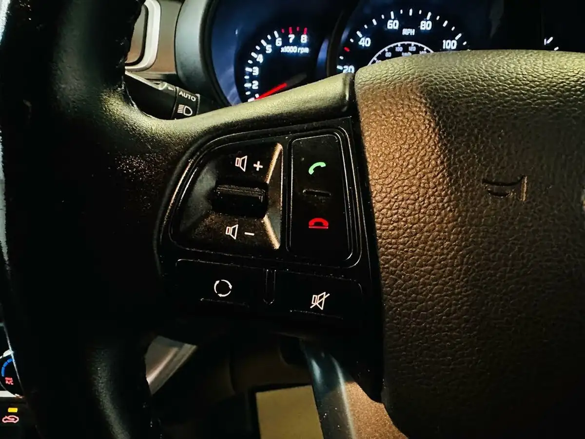 2016-kia-rio-125-sr7-5d-big-35