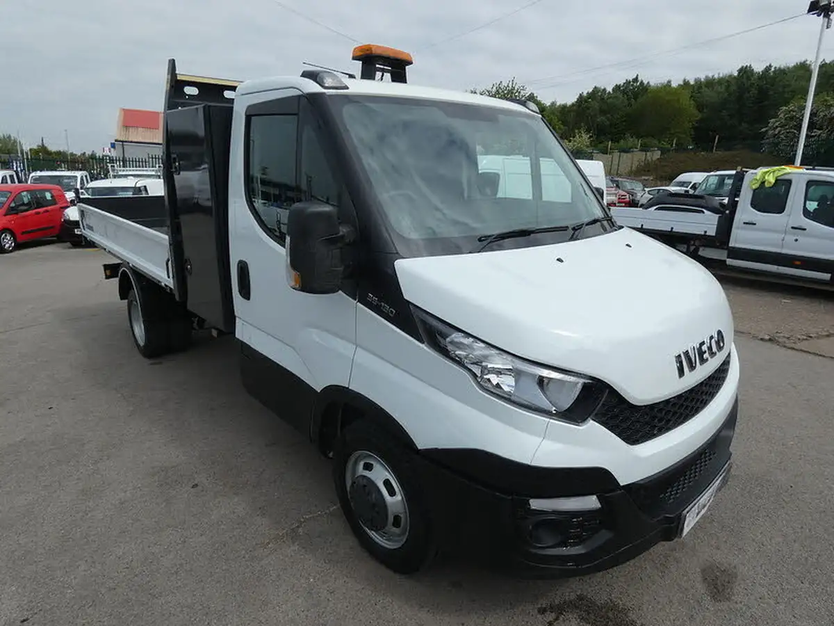 2016-iveco-daily-c-class-23td-35c13-3750-chassis-cab-big-16