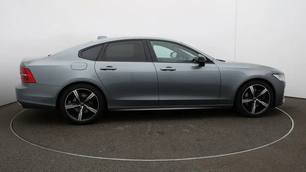 2020-volvo-s60-20-b5-r-design-big-8