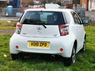 2010-toyota-iq-10-2-multidrive-small-8