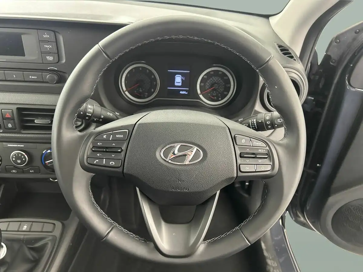 2023-hyundai-i10-10-se-big-12
