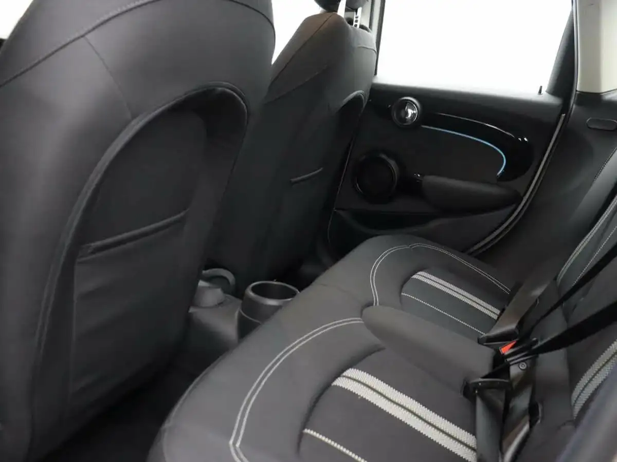 2022-mini-cooper-20-cooper-s-classic-hatchback-5d-auto-big-8