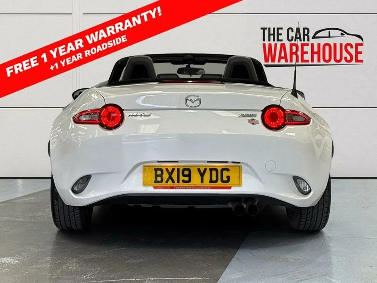 2019-mazda-mx-5-15-se-big-6