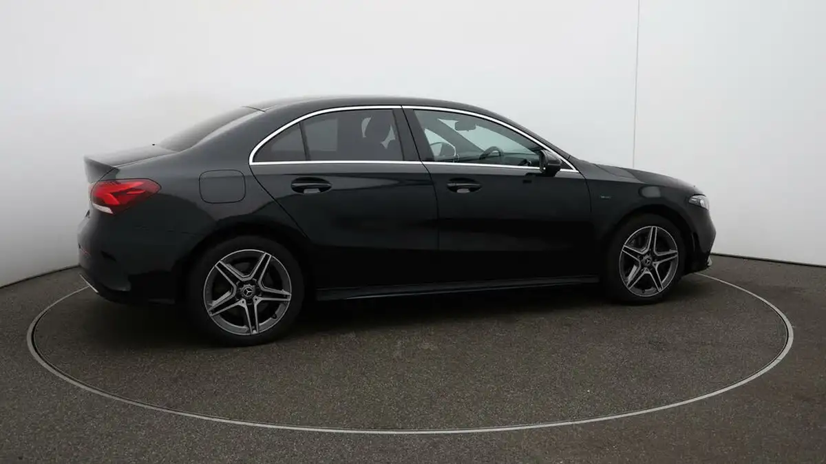 2021-mercedes-benz-a-class-13-a250e-amg-line-saloon-4d-big-42