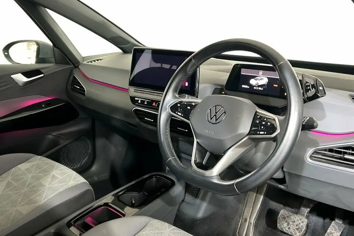 2021-volkswagen-id3-e-life-204ps-58kwh-pro-performance-big-6