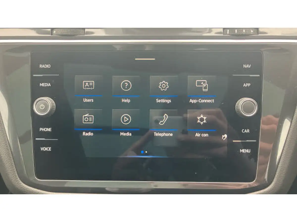 2022-volkswagen-tiguan-allspace-15-tsi-r-line-big-11