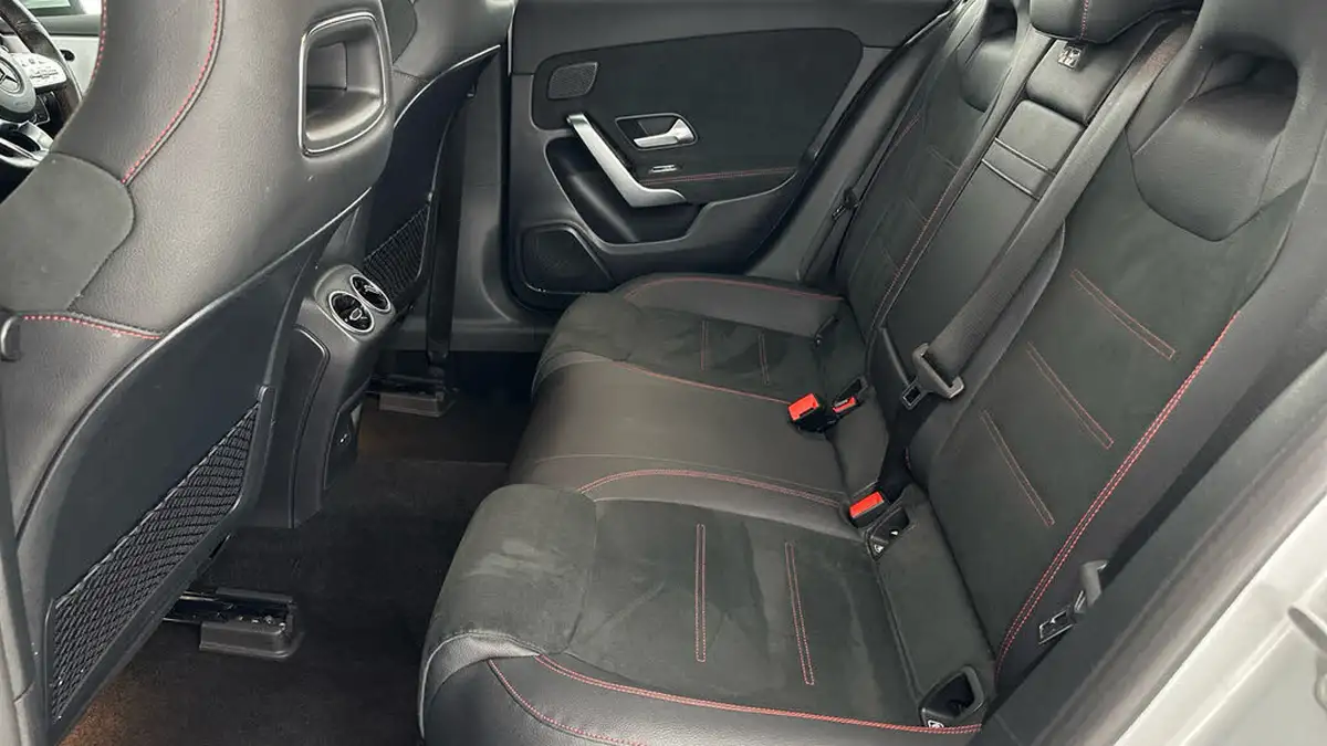 2020-mercedes-benz-a-class-13-a250e-amg-line-premium-hatchback-5d-big-13