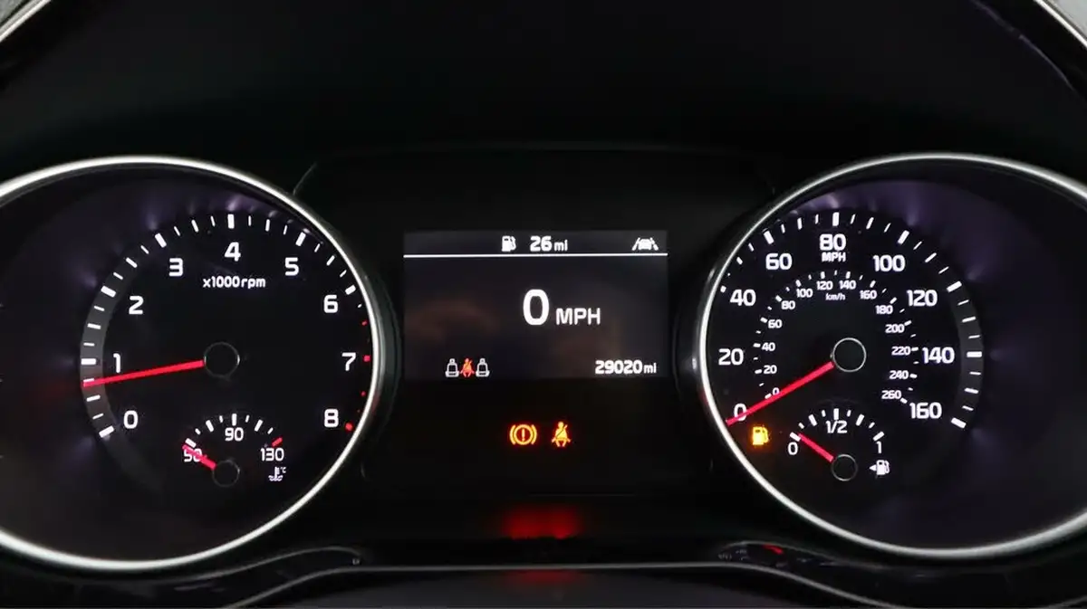 2022-kia-xceed-15-t-gdi-3-big-9