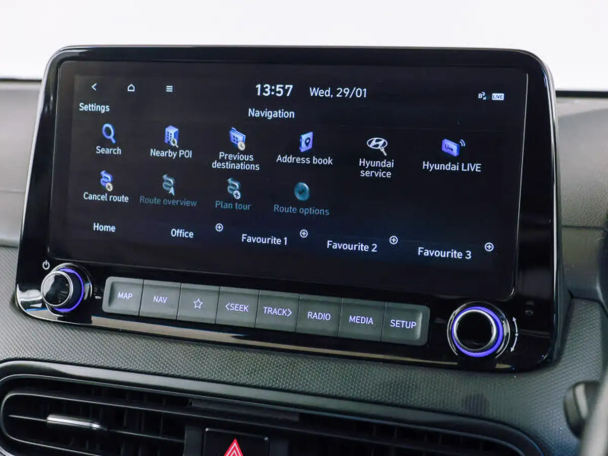 2021-hyundai-kona-16-gdi-premium-hybrid-big-10