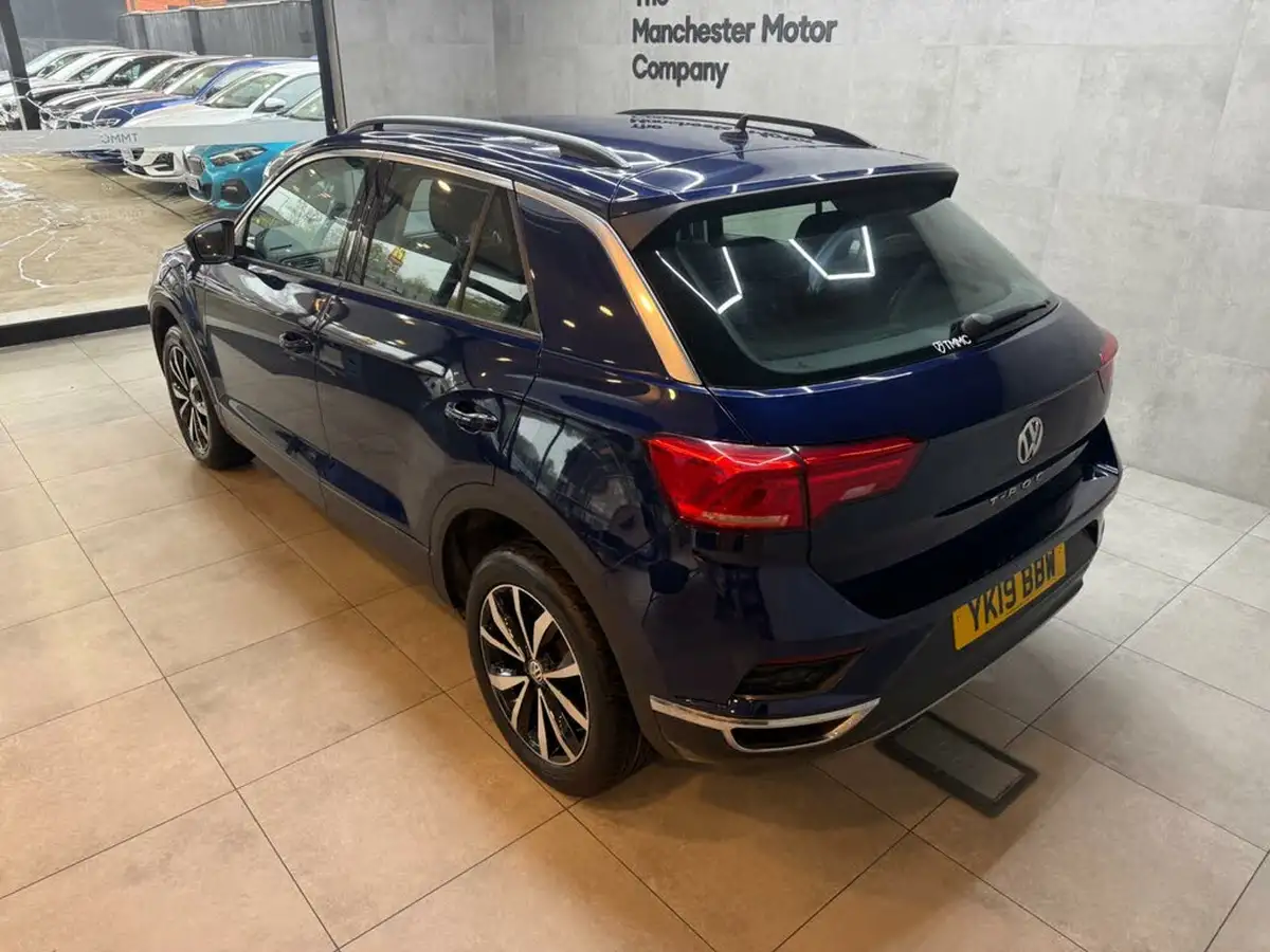 2019-volkswagen-t-roc-16tdi-se-big-10