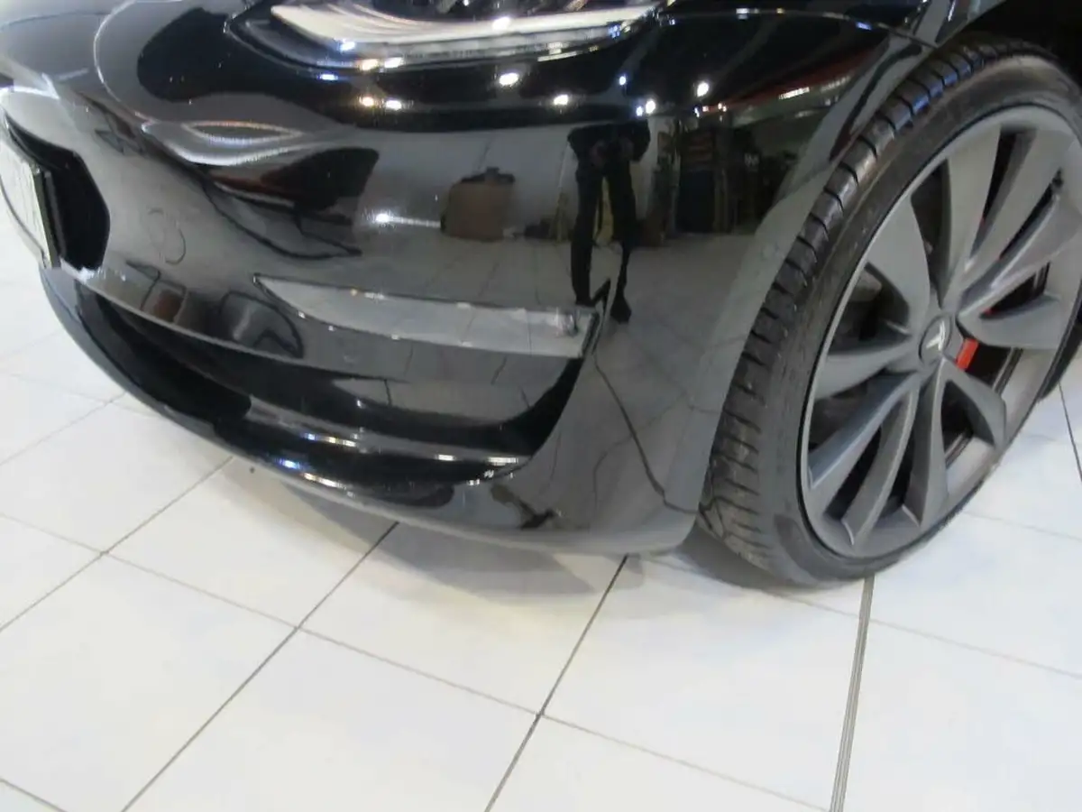 2020-tesla-model-3-e-performance-big-57