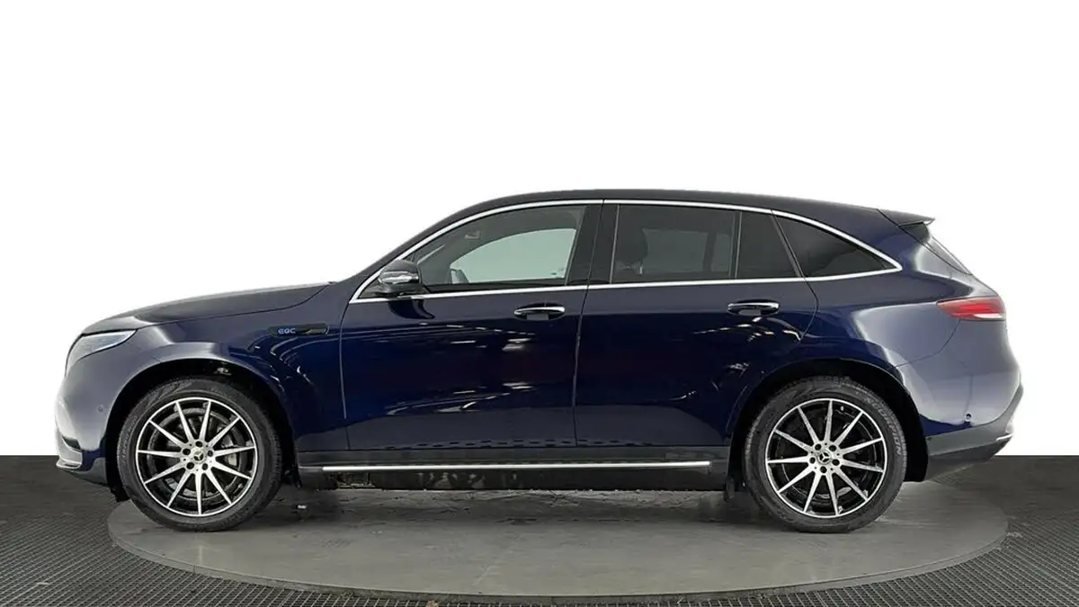 2022-mercedes-benz-eqc-e-eqc-400-amg-line-big-6
