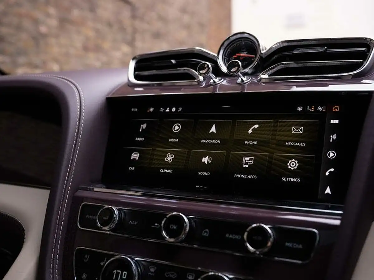 2023-bentley-bentayga-40-v8-extended-wheelbase-azure-big-40