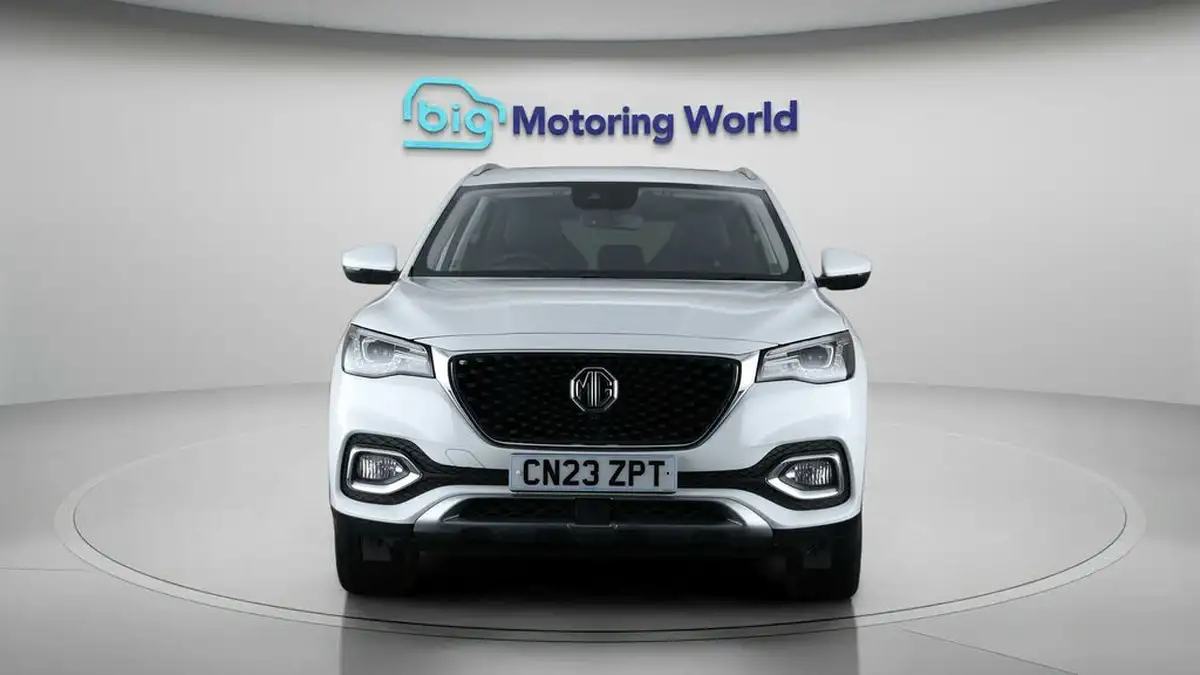 2023-mg-hs-15t-gdi-exclusive-162ps-dct-big-2