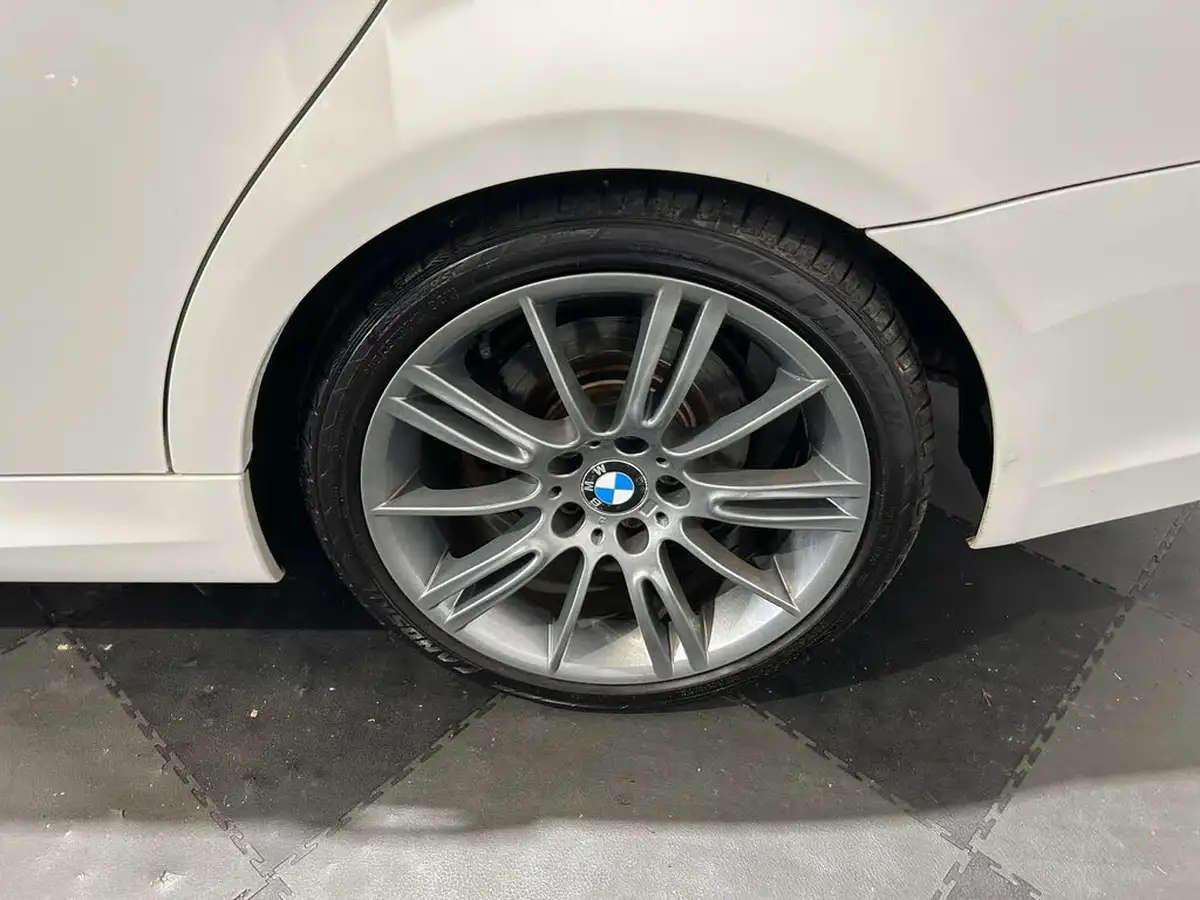 2011-bmw-3-series-20td-320d-sport-plus-touring-estate-5d-big-22