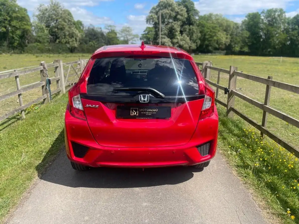2016-honda-jazz-13-i-vtec-ex-cvt-big-4