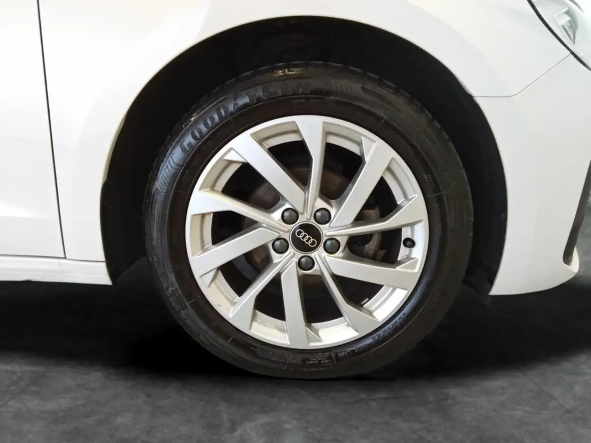 2021-audi-a1-10-25-tfsi-sport-big-30