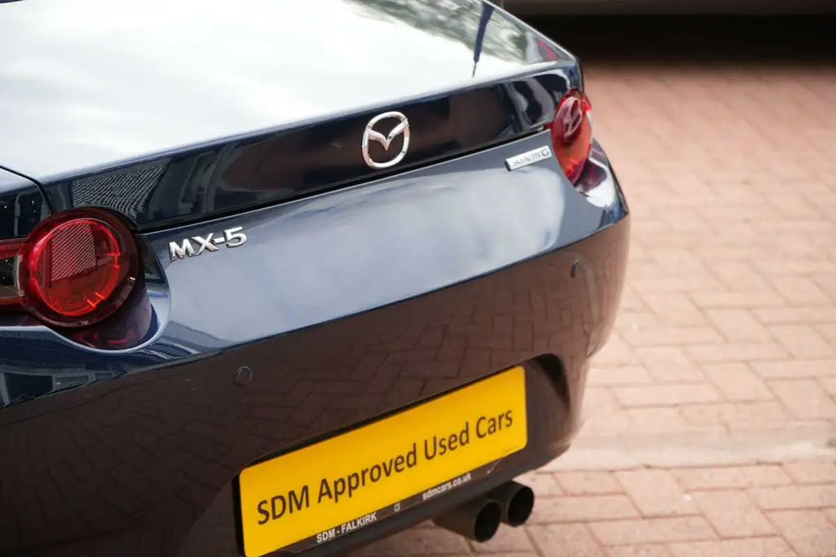 2024-mazda-mx-5-15-exclusive-line-roadster-big-53