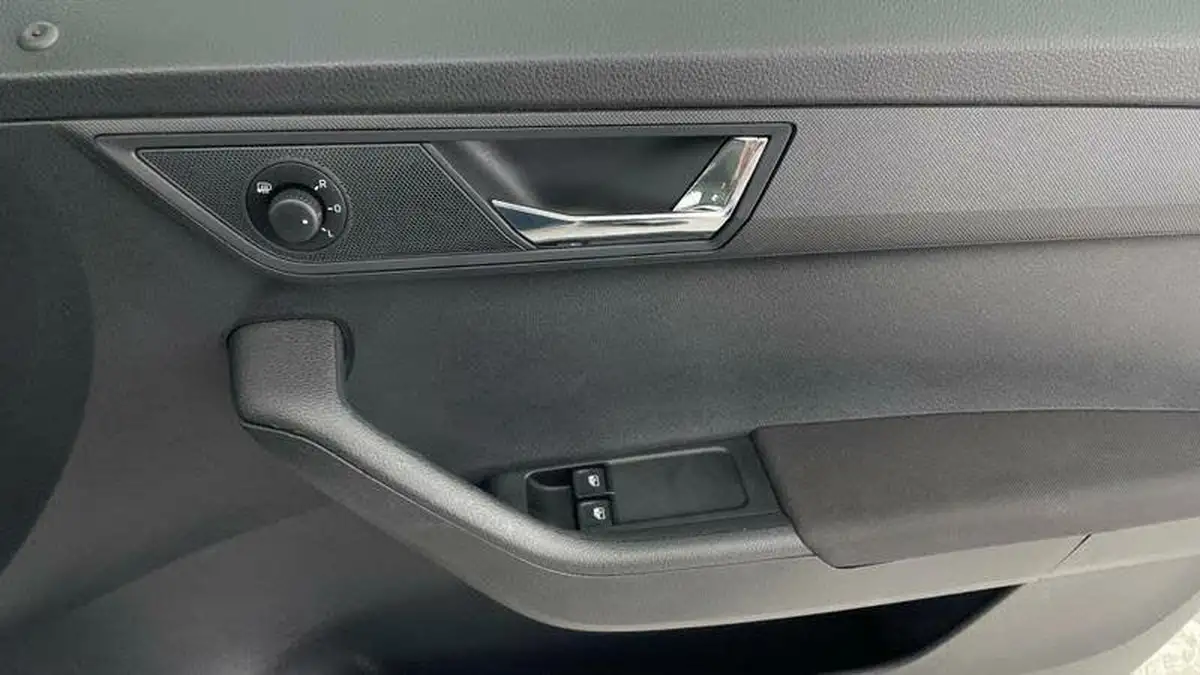 2019-skoda-fabia-10-tsi-colour-edition-big-19