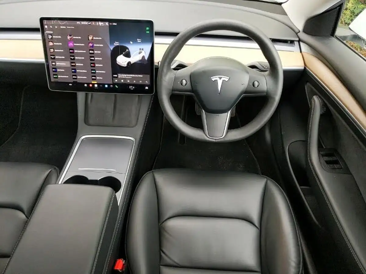 2021-tesla-model-3-e-long-range-4x4-big-6
