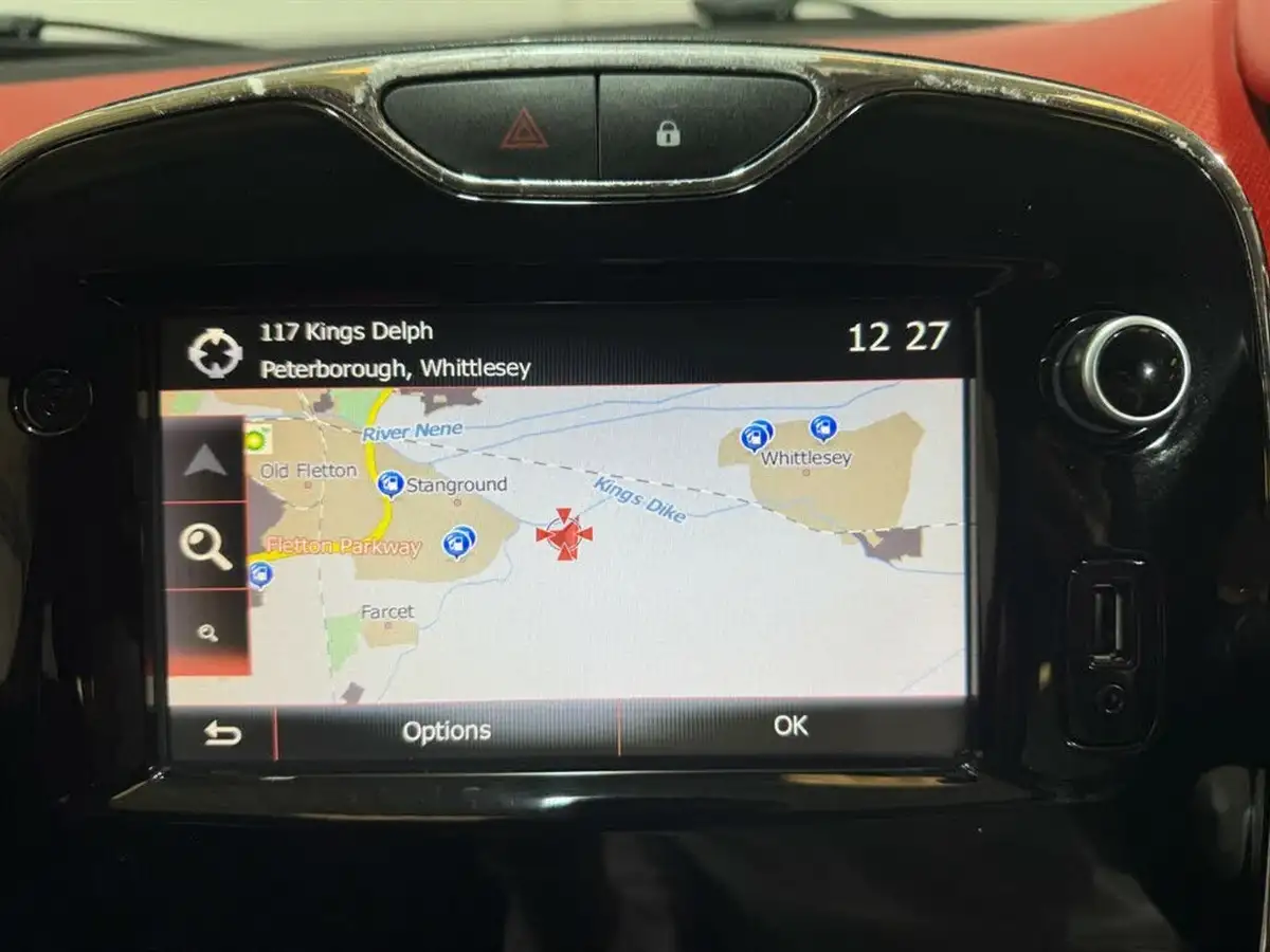 2014-renault-clio-15dci-dynamique-s-medianavss-big-5