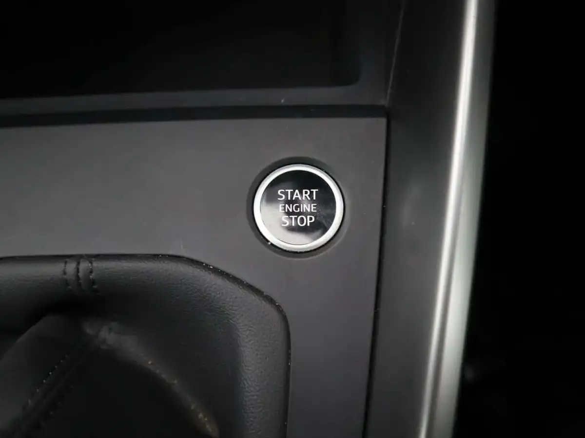 2021-audi-a3-20-30-tdi-technik-big-18