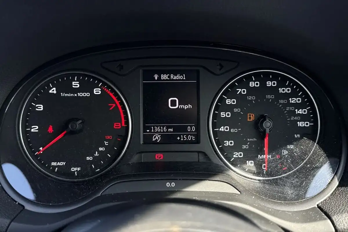 2020-audi-q2-15-35-tfsi-black-edition-1495cc-big-34