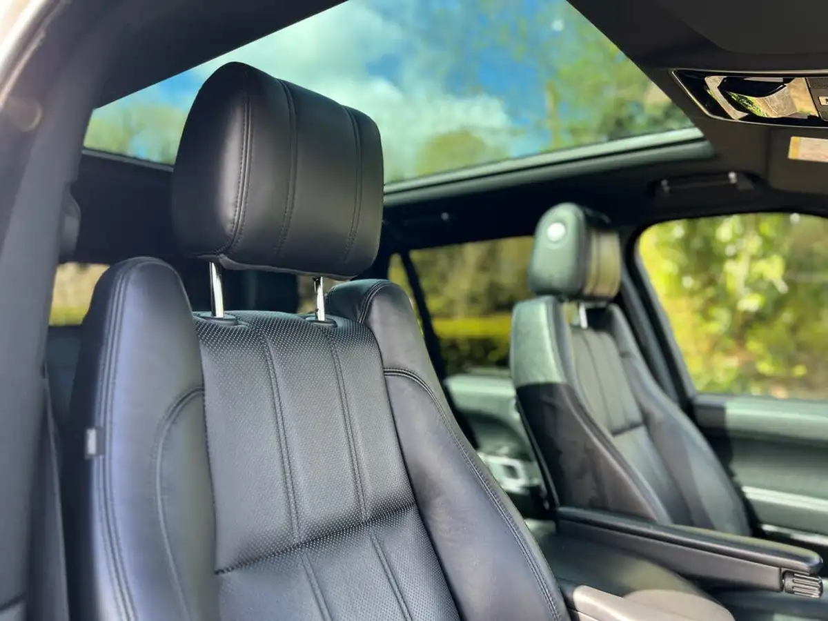 2015-land-rover-range-rover-30tdv6-vogue-big-15