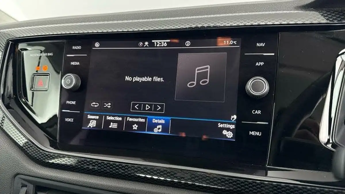 2024-volkswagen-polo-10-tsi-life-big-12