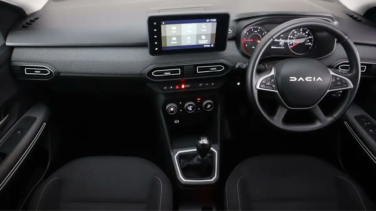2023-dacia-jogger-10-tce-extreme-se-big-13