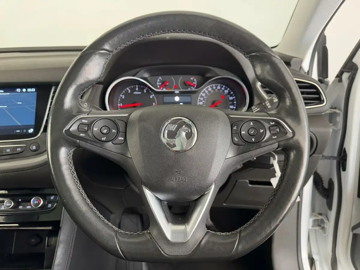 2021-vauxhall-grandland-x-15td-elite-nav-big-21