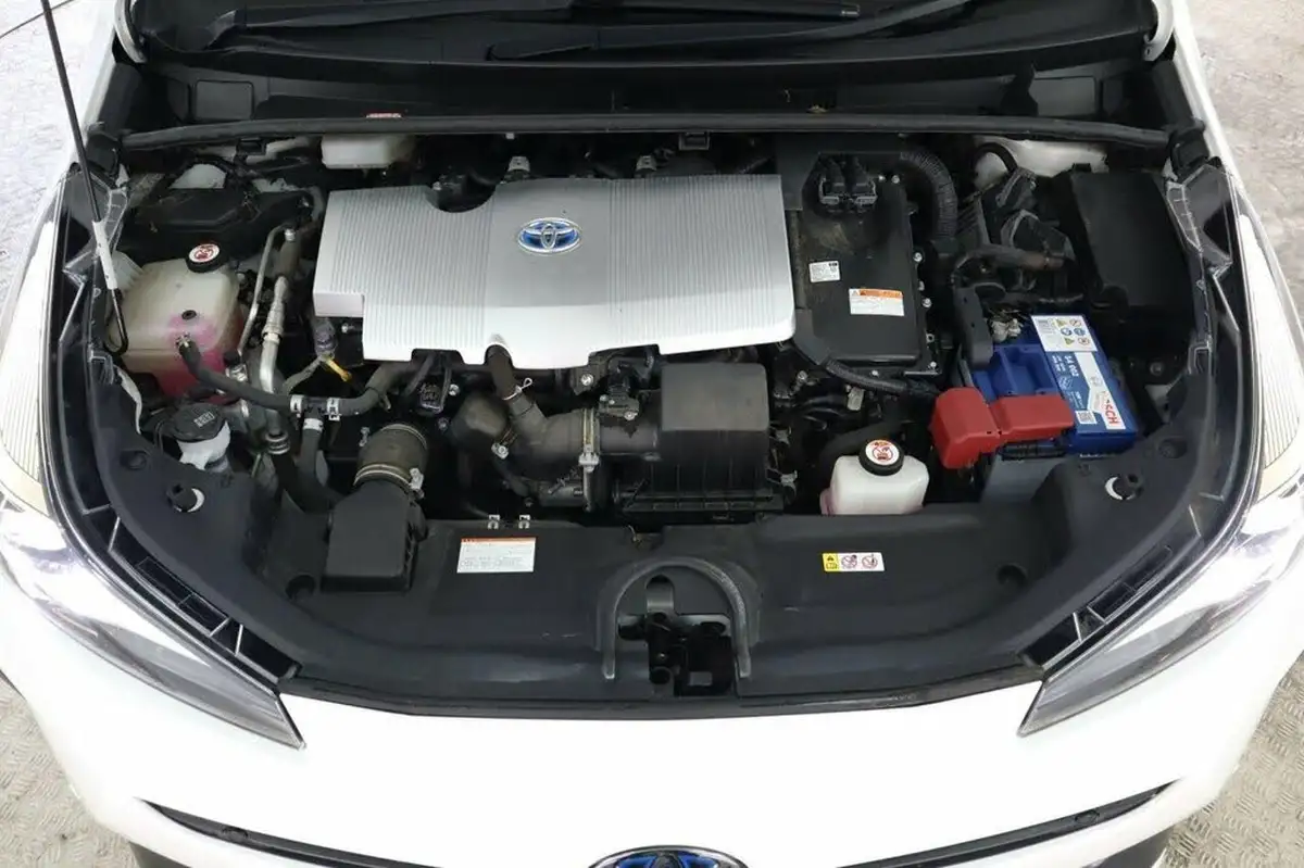 2019-toyota-prius-18-vvt-i-excel-cvt-big-24