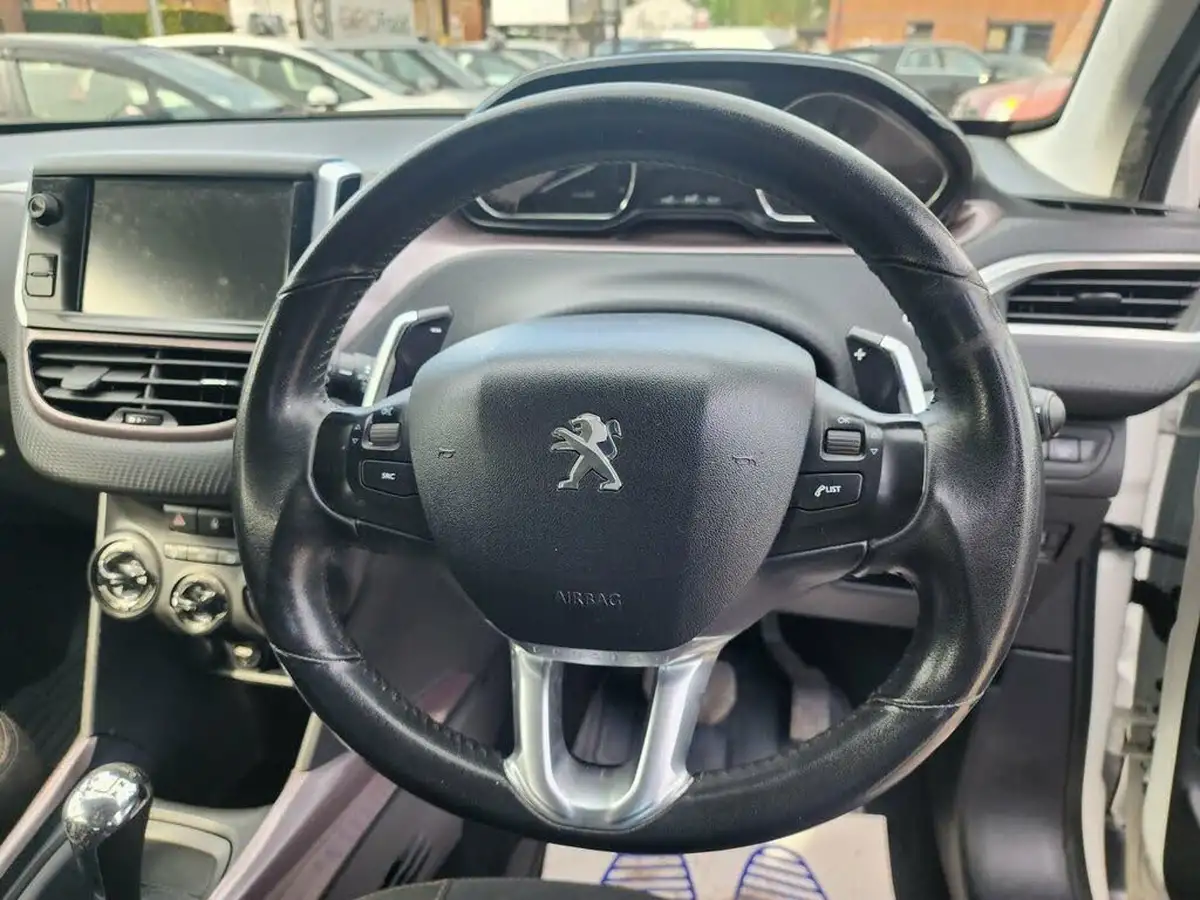 2015-peugeot-2008-crossover-16e-hdi-active-egc-big-9