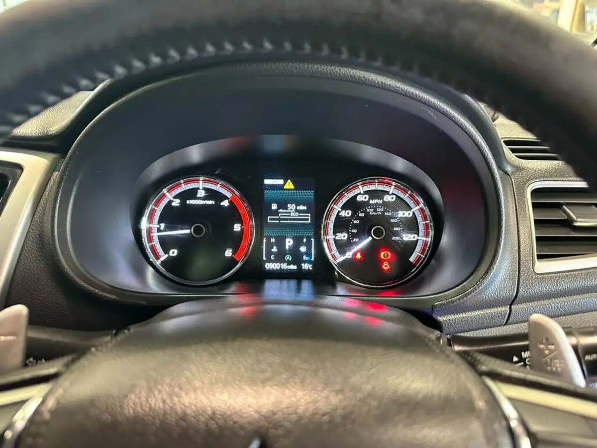 2021-mitsubishi-l200-22di-d-barbarian-x-big-10
