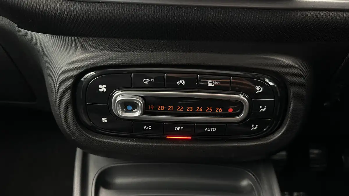 2016-smart-fortwo-10-prime-71bhp-ss-coupe-big-22