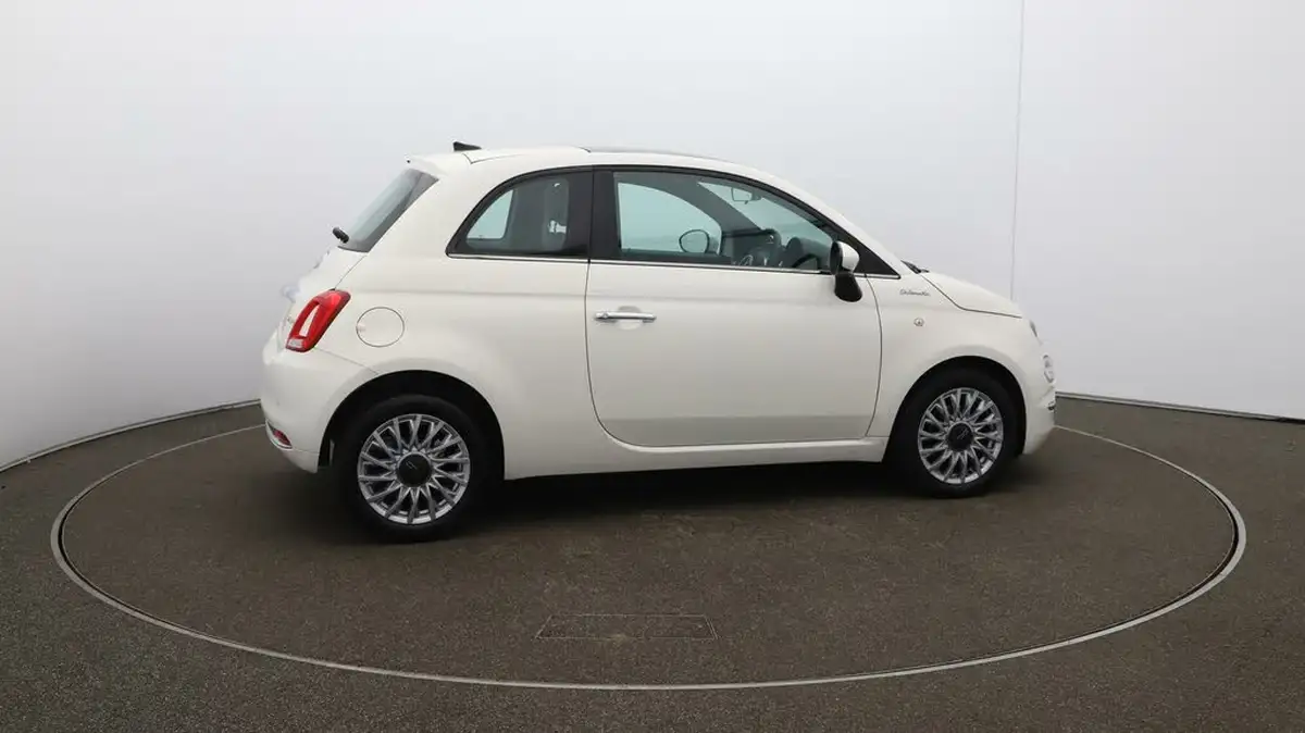 2022-fiat-500-10-dolcevita-big-42