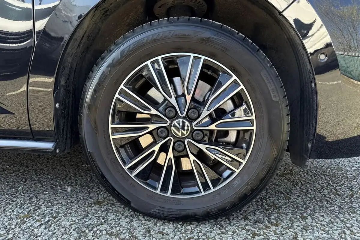 2024-volkswagen-multivan-14-tsi-style-standard-big-9