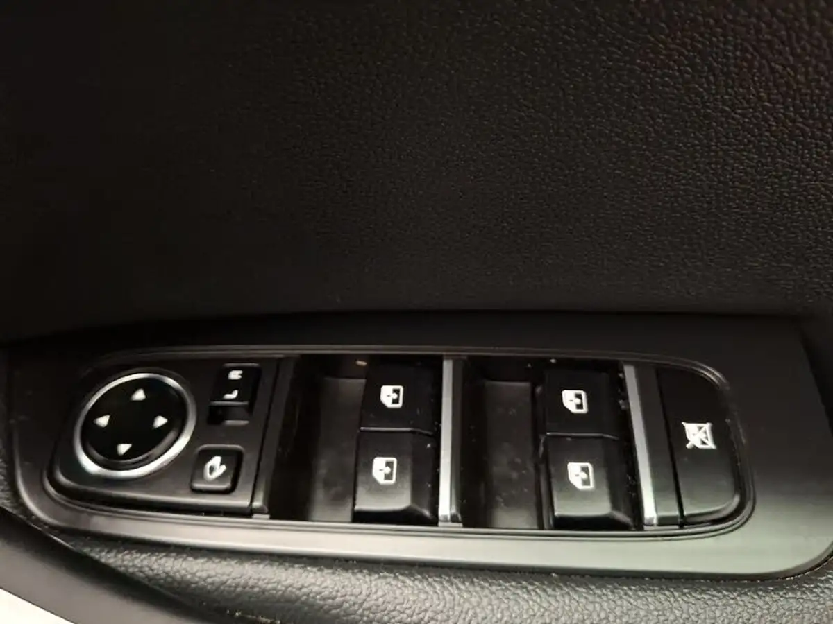 2022-kia-xceed-10-t-gdi-connect-big-18