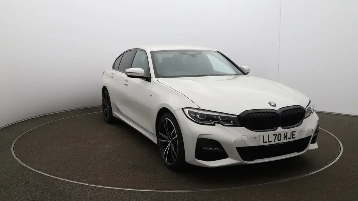 2020-bmw-3-series-20-330e-m-sport-saloon-4d-big-34