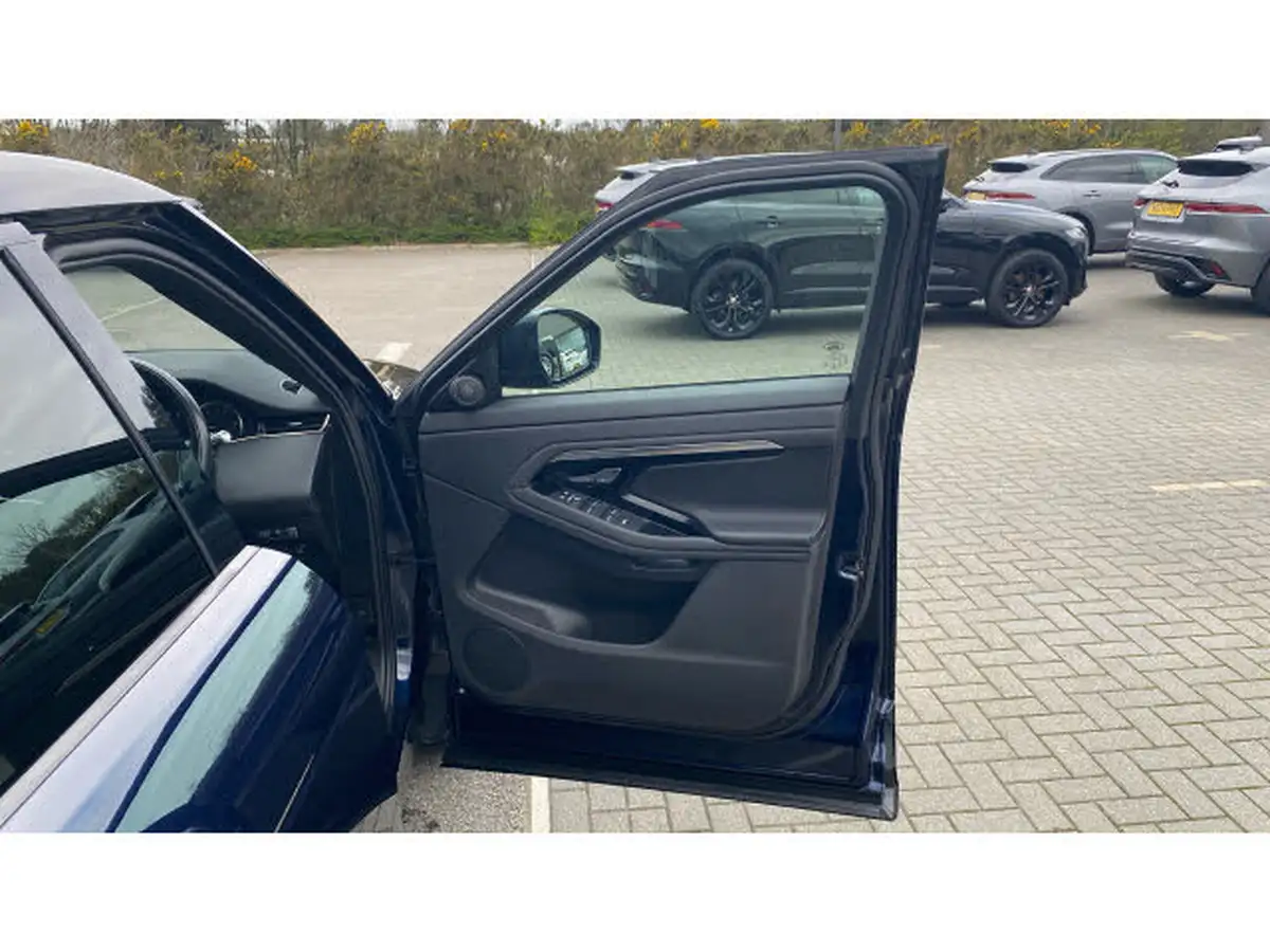 2022-land-rover-range-rover-evoque-20-d200-r-dynamic-s-big-42